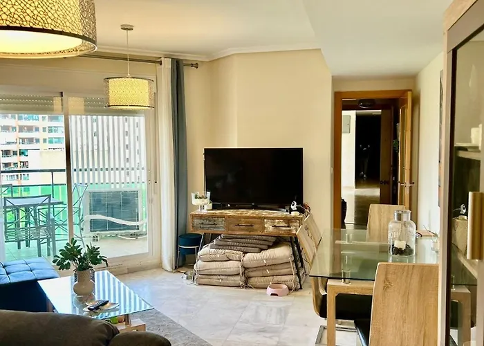 Apartamento De Lujo Con 2 Dormitorios En Benidorm